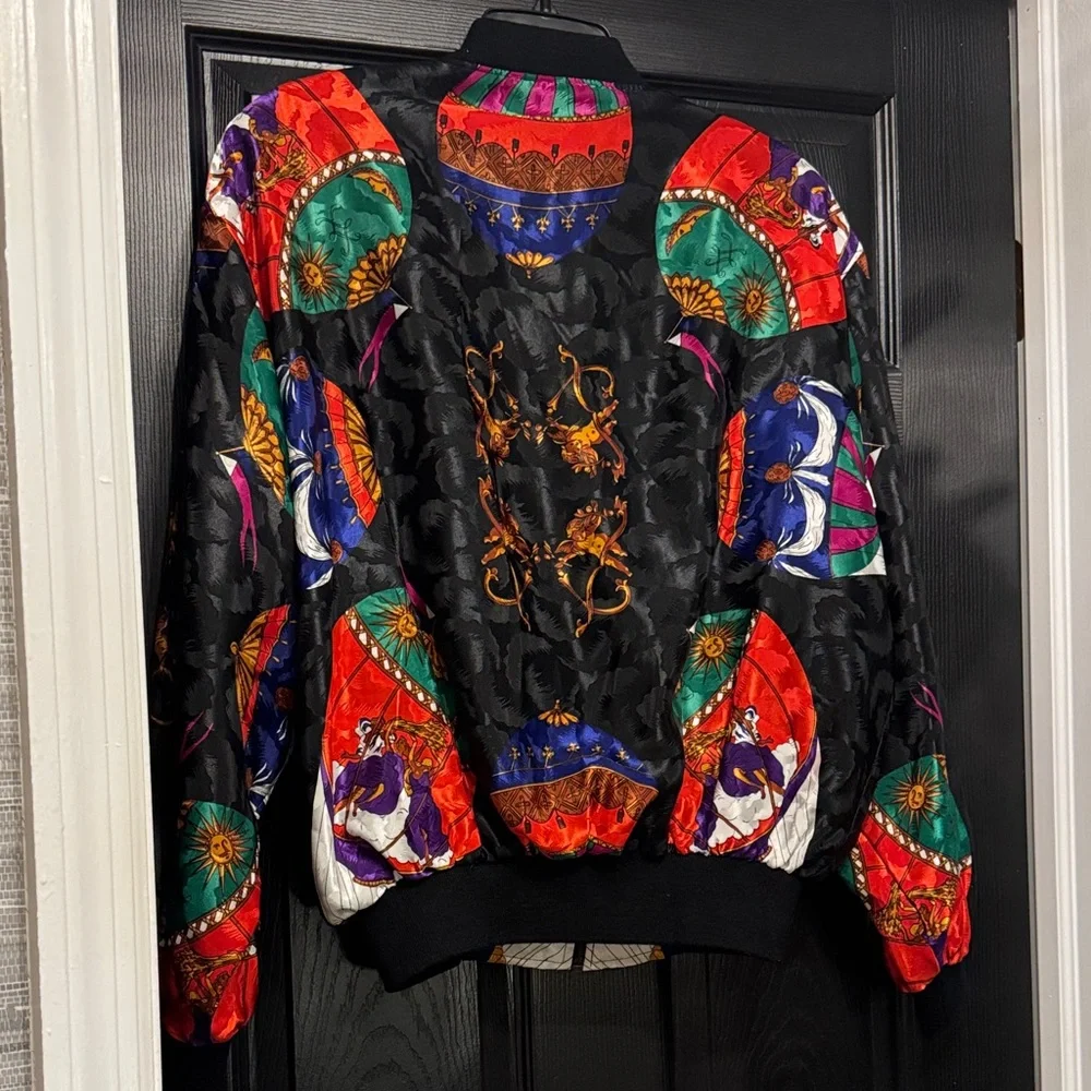 Vintage “Mighty” Vibrant Graphic Bomber Jacket - Picture 5 of 5
